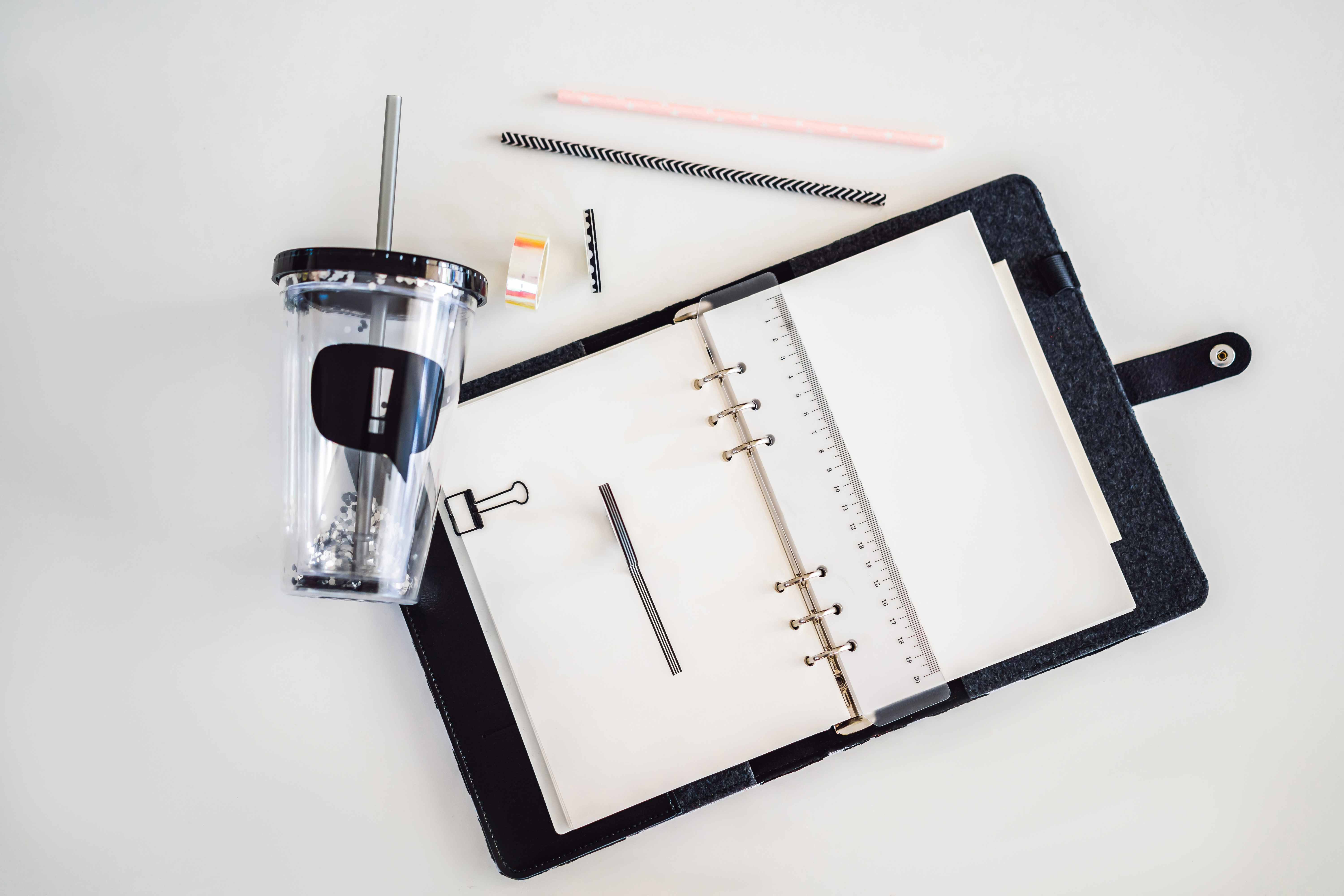 Выбор инструментов: бумажный блокнот или цифровой планировщик?